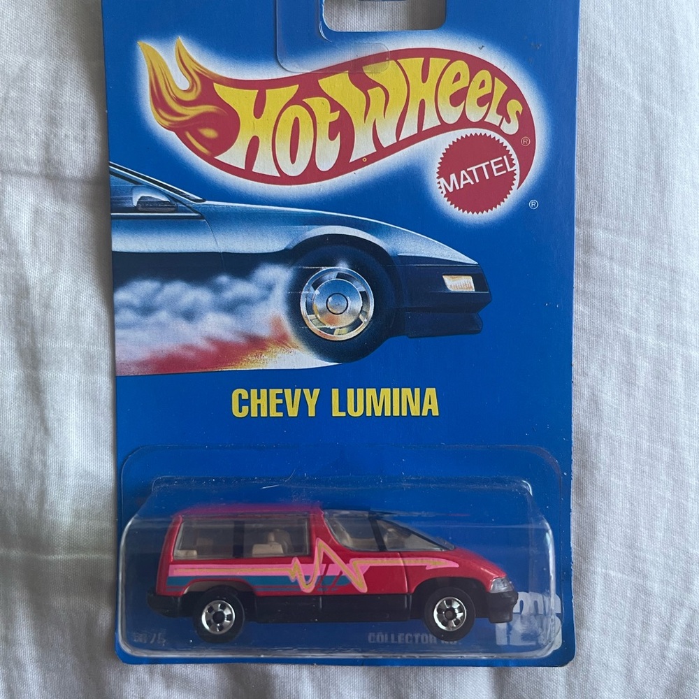 1991 Hot Wheels Chevy Lumina, Collector No. 126, Blue Card
